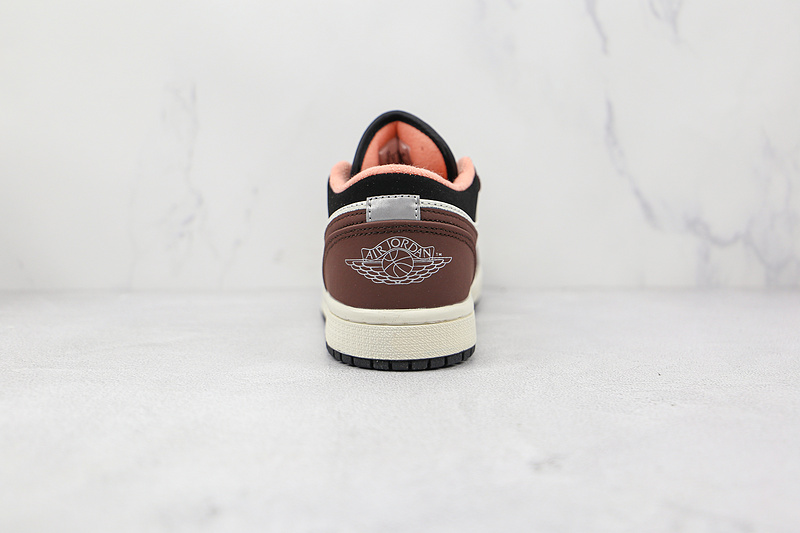 Air Jordan 1 Low Mocha Brown/White-Black 19