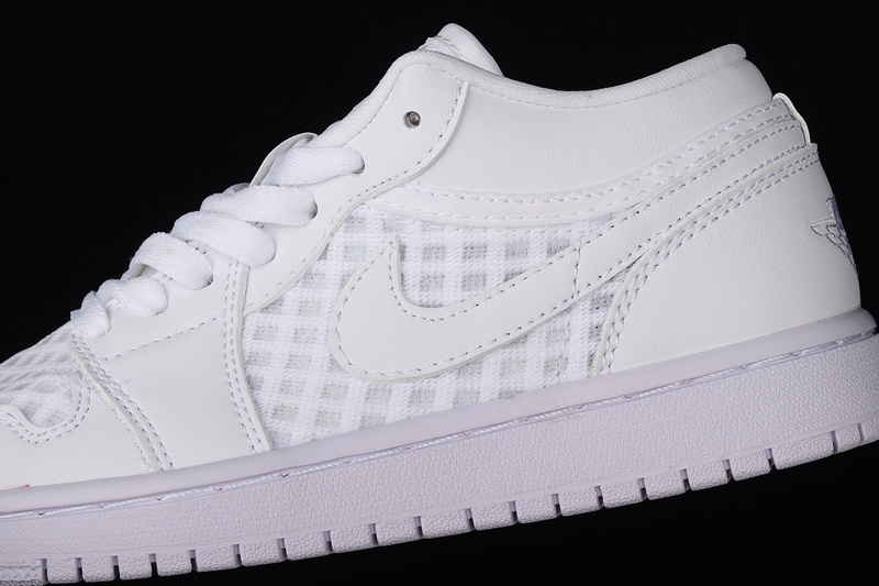 Air Jordan 1 Low Breathe White/White/White 29