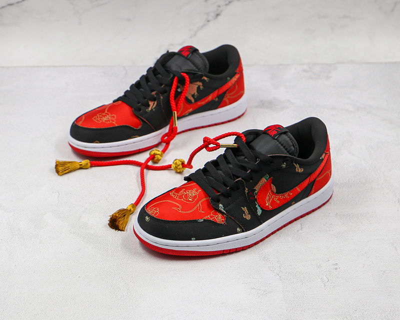 Air Jordan 1 Low Og Chinese New Year Black/University Red-Metallic Gold-White 11