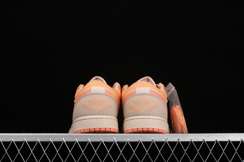 Air Jordan 1 Low Atomic Orange/Apricot Agate/White 31