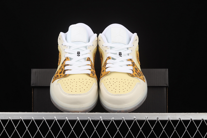 Air Jordan 1 Low Snkrs Day Lemon Drop/Wheat/Lemon Chiffon 13