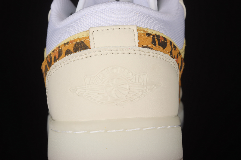 Air Jordan 1 Low Snkrs Day Lemon Drop/Wheat/Lemon Chiffon 25