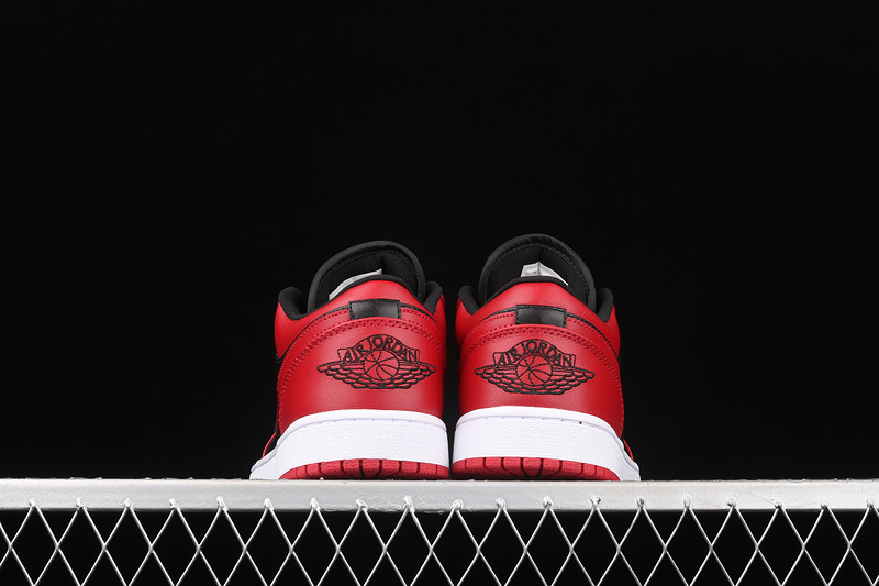 Air Jordan 1 Low Reverse Bred Black/Black/Gym Red 5