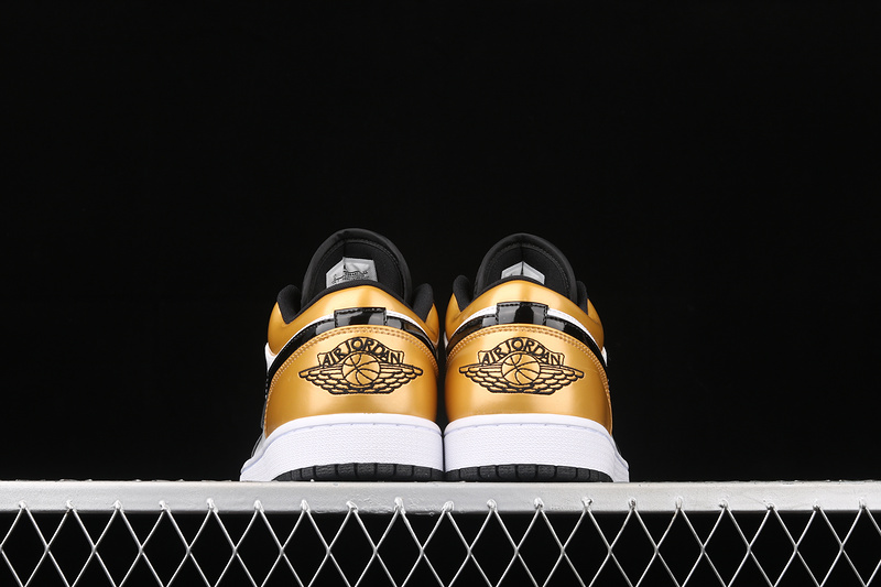 Air Jordan 1 Low Gold Toe Metallic Gold/White-Black 7