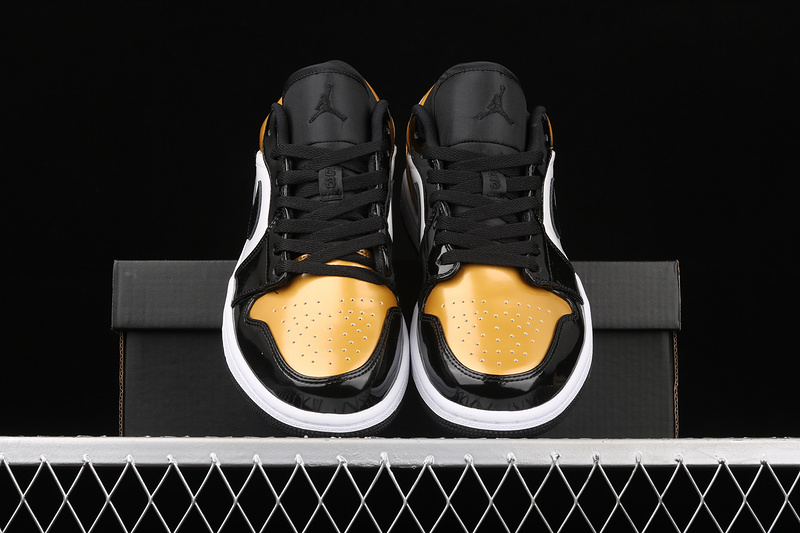 Air Jordan 1 Low Gold Toe Metallic Gold/White-Black 9