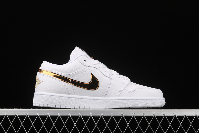 Air Jordan 1 Retro Low White/White/Metallic Gold 3