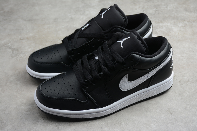 Air Jordan 1 Low Black/White 15