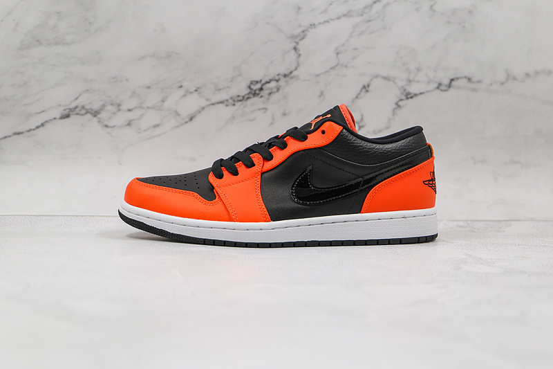 Air Jordan 1 Low Se Black/Turf Orange/White 3