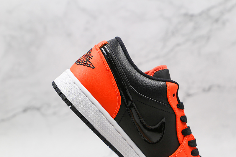 Air Jordan 1 Low Se Black/Turf Orange/White 17