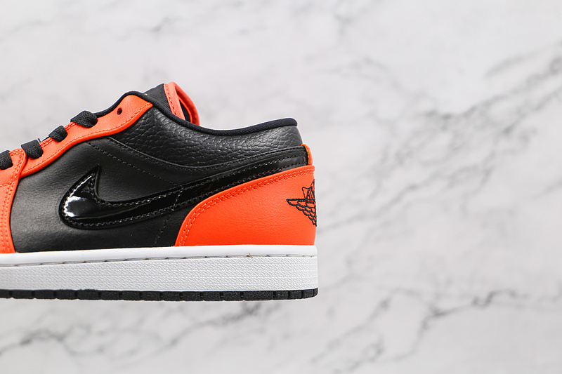 Air Jordan 1 Low Se Black/Turf Orange/White 19