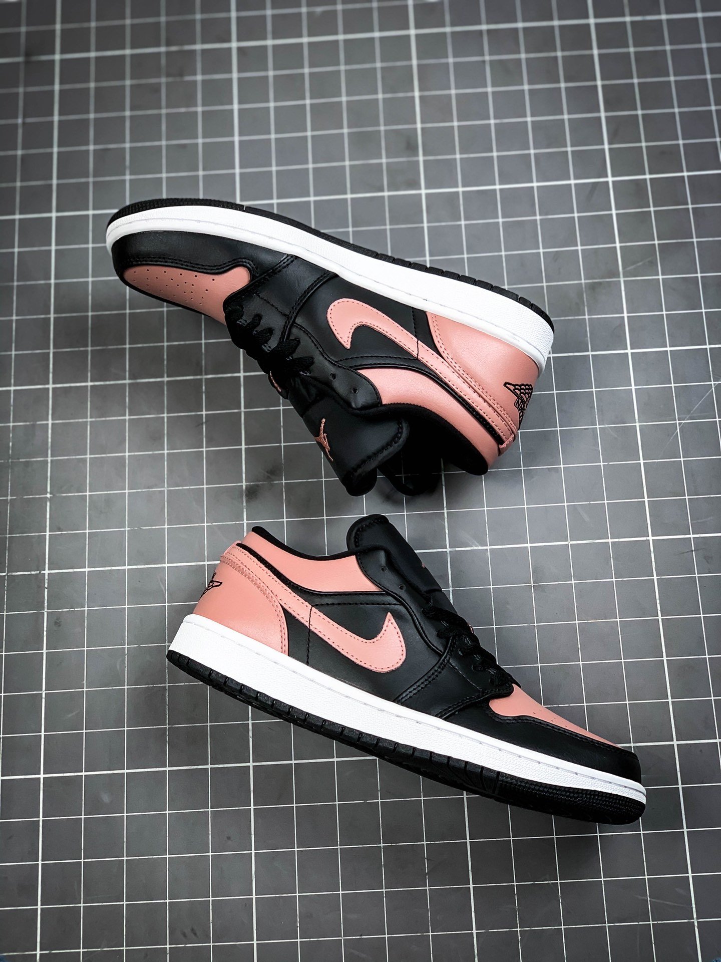 Air Jordan 1 Low Black/Crimson Tint 15