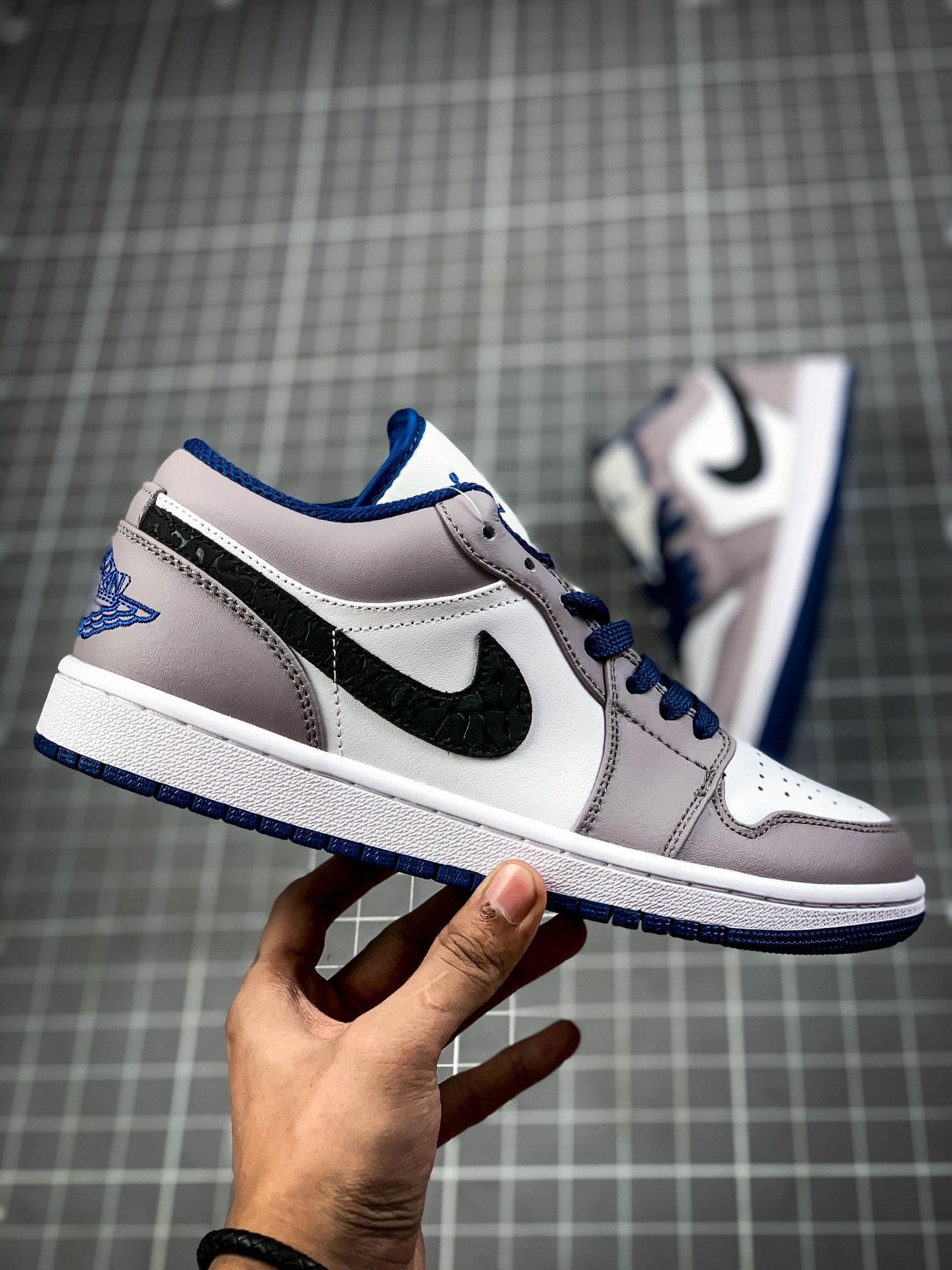 Air Jordan 1 Low White/True Blue-Cement Grey-Black 3