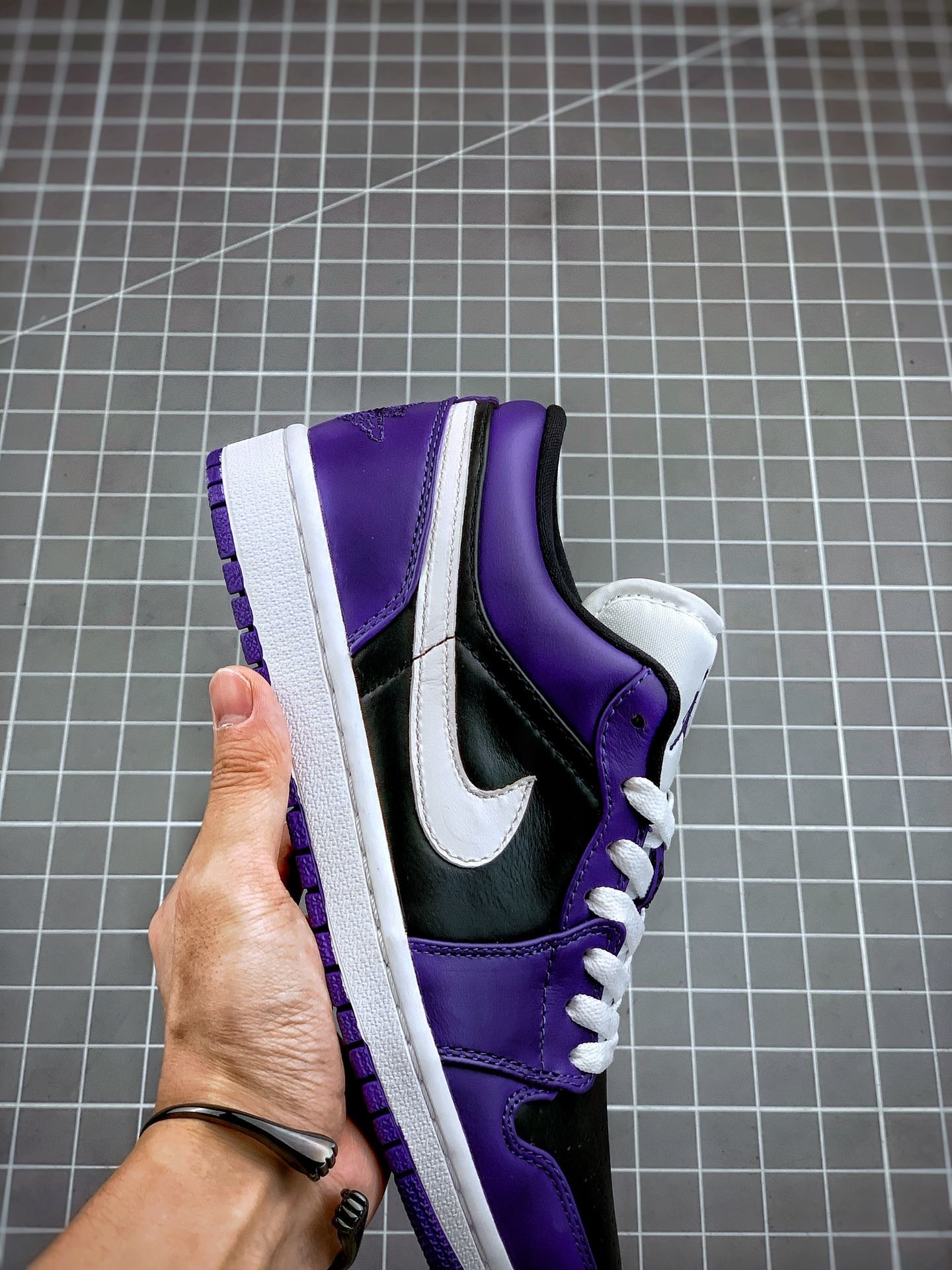 Air Jordan 1 Low Court Purple/Black 3