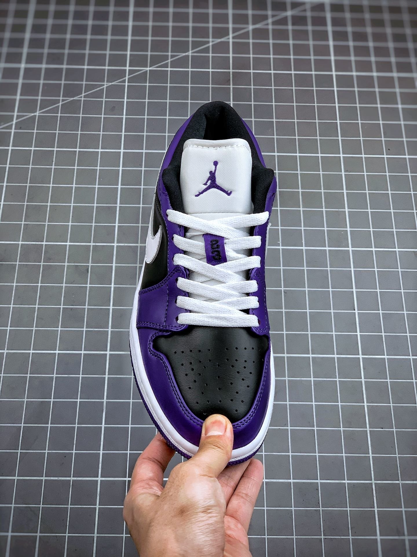 Air Jordan 1 Low Court Purple/Black 5