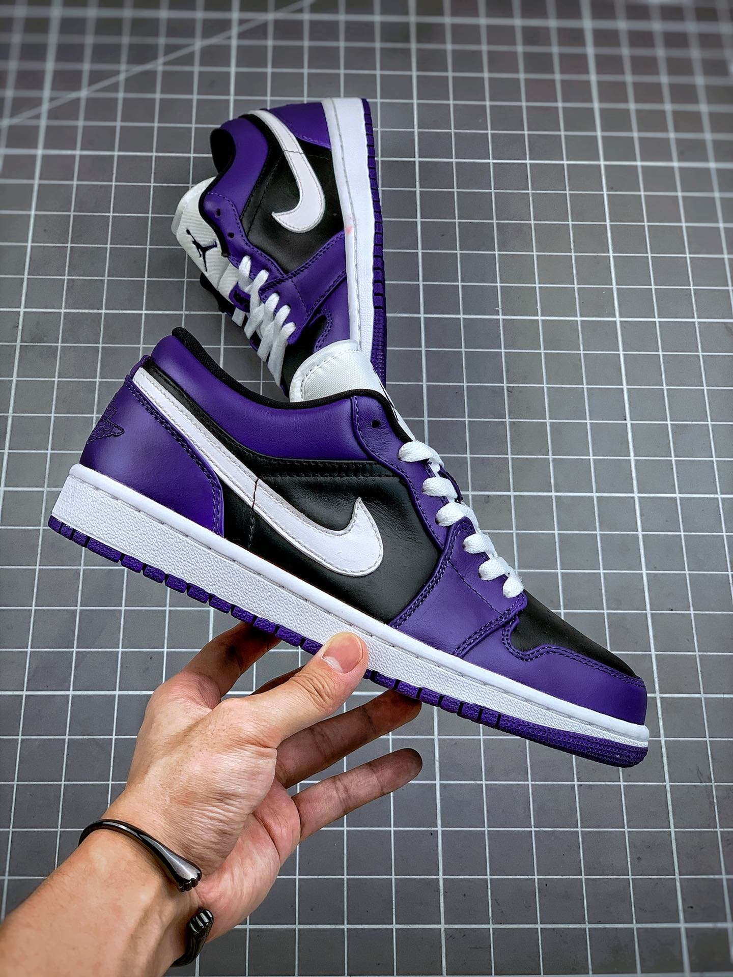 Air Jordan 1 Low Court Purple/Black 9