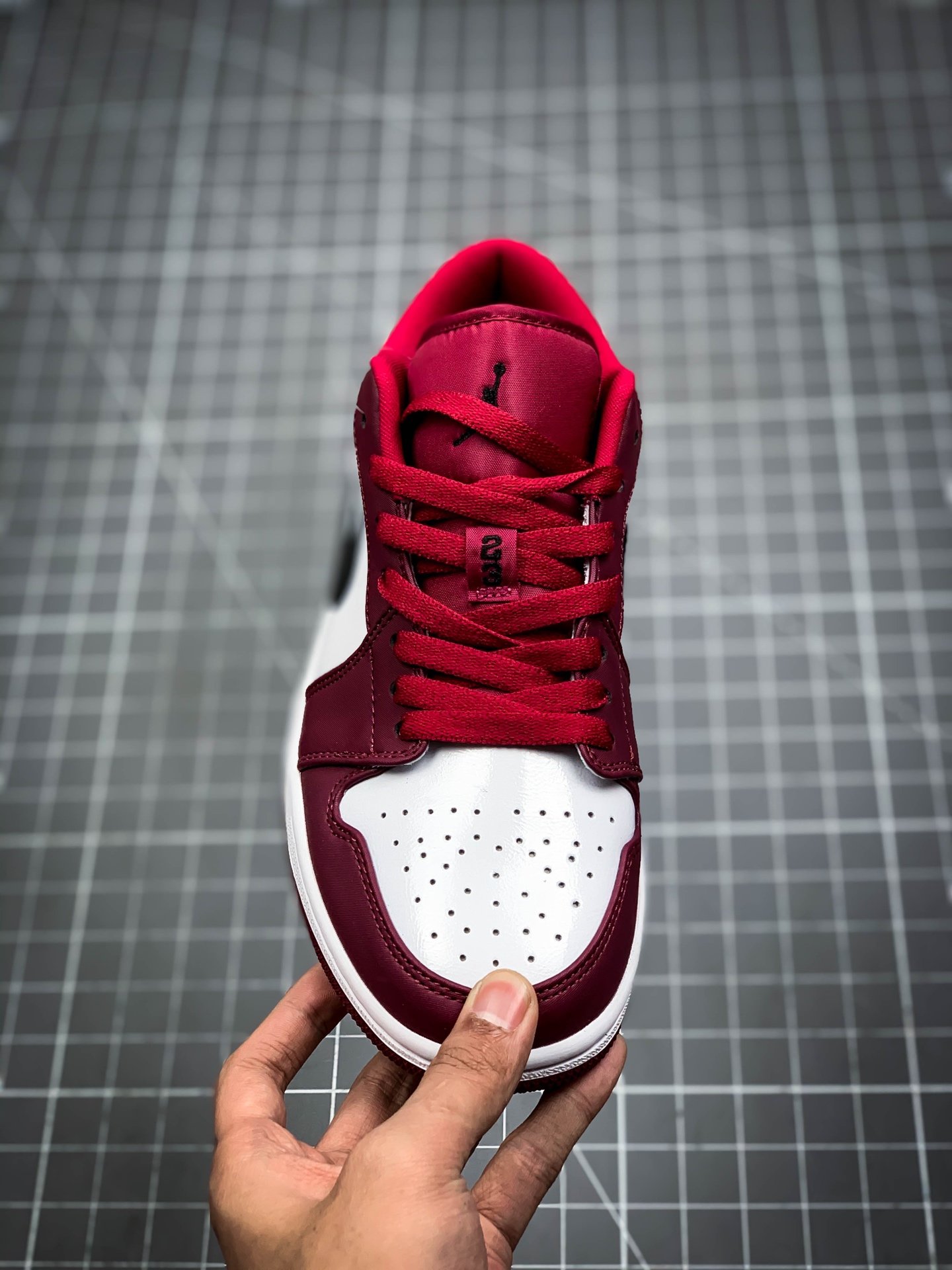 Air Jordan 1 Low Noble Red/Black-White-Noble Red 7