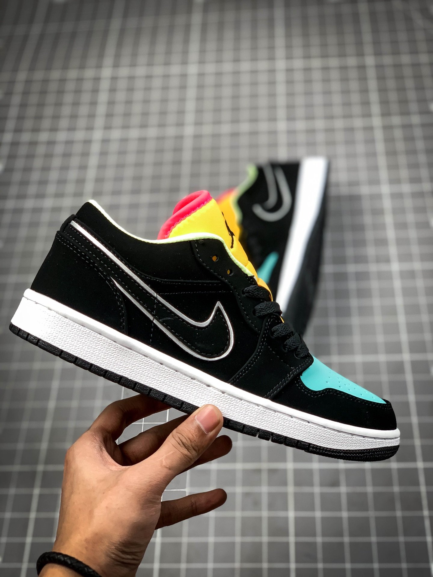 Air Jordan 1 Low Black/Yellow/Blue 7