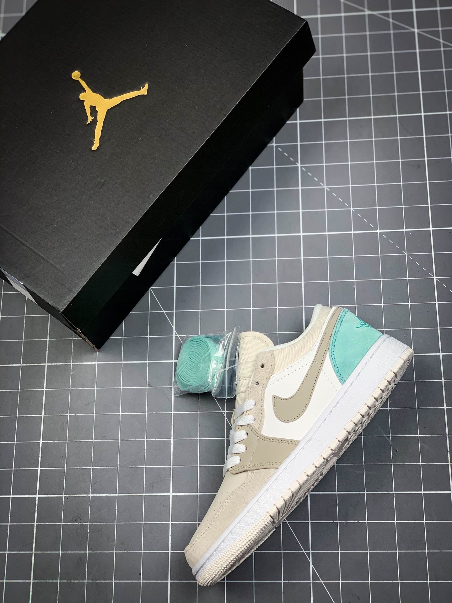 Air Jordan 1 Low Paris White/Sky Grey-Football Grey 13