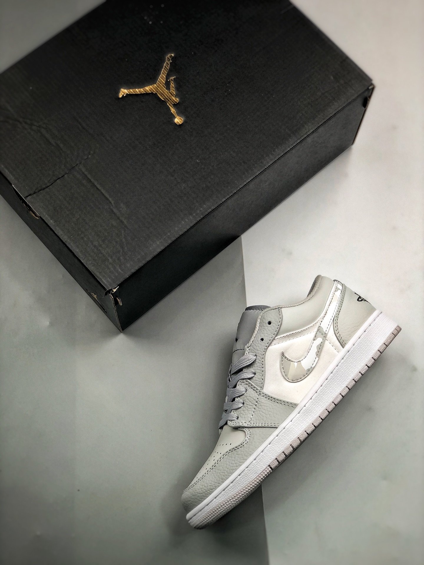 Air Jordan 1 Low White Camo White/Black-Neutral Grey 9