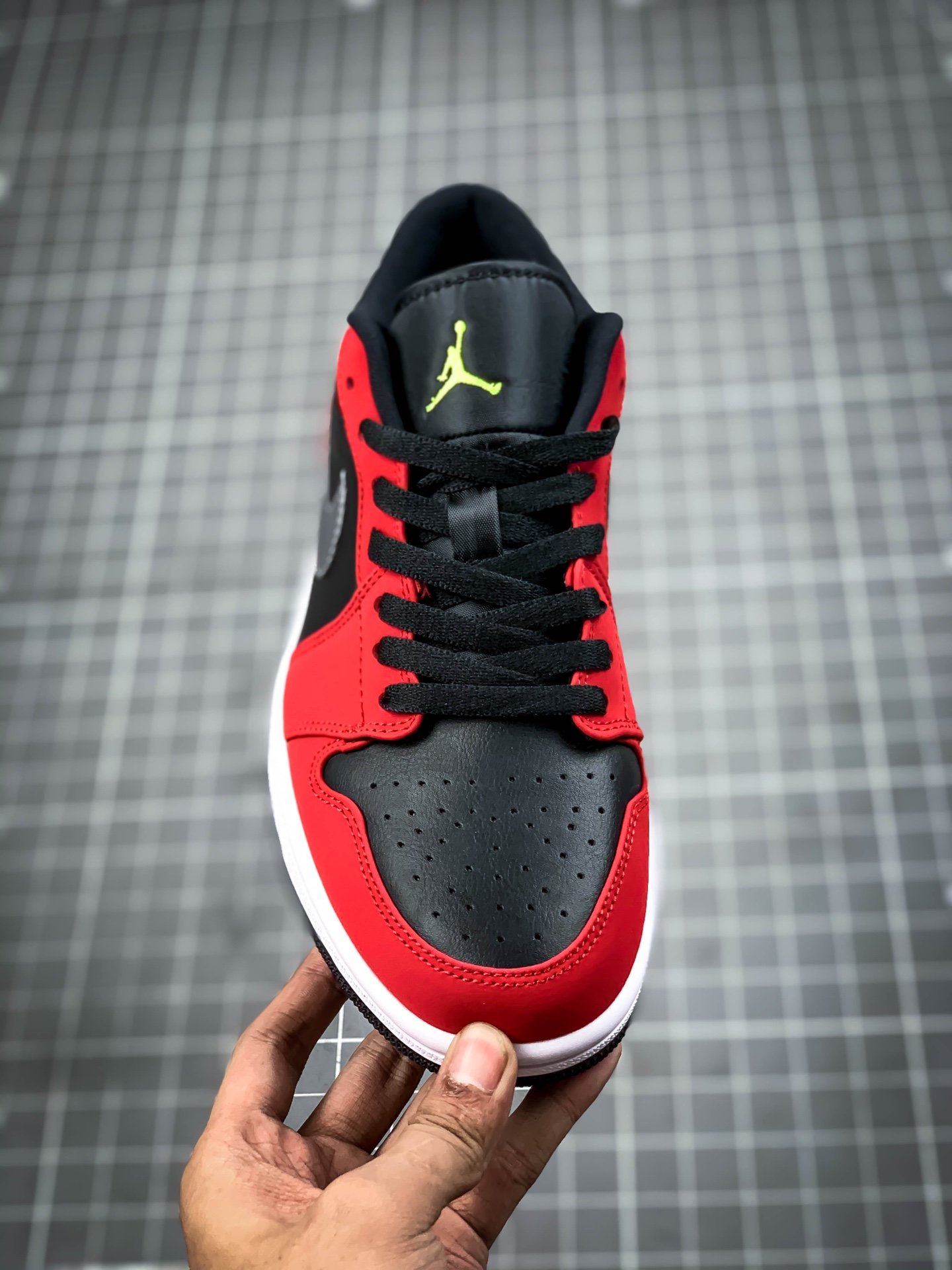 Air Jordan 1 Low Black/Green Pulse-Gym Red-White 13