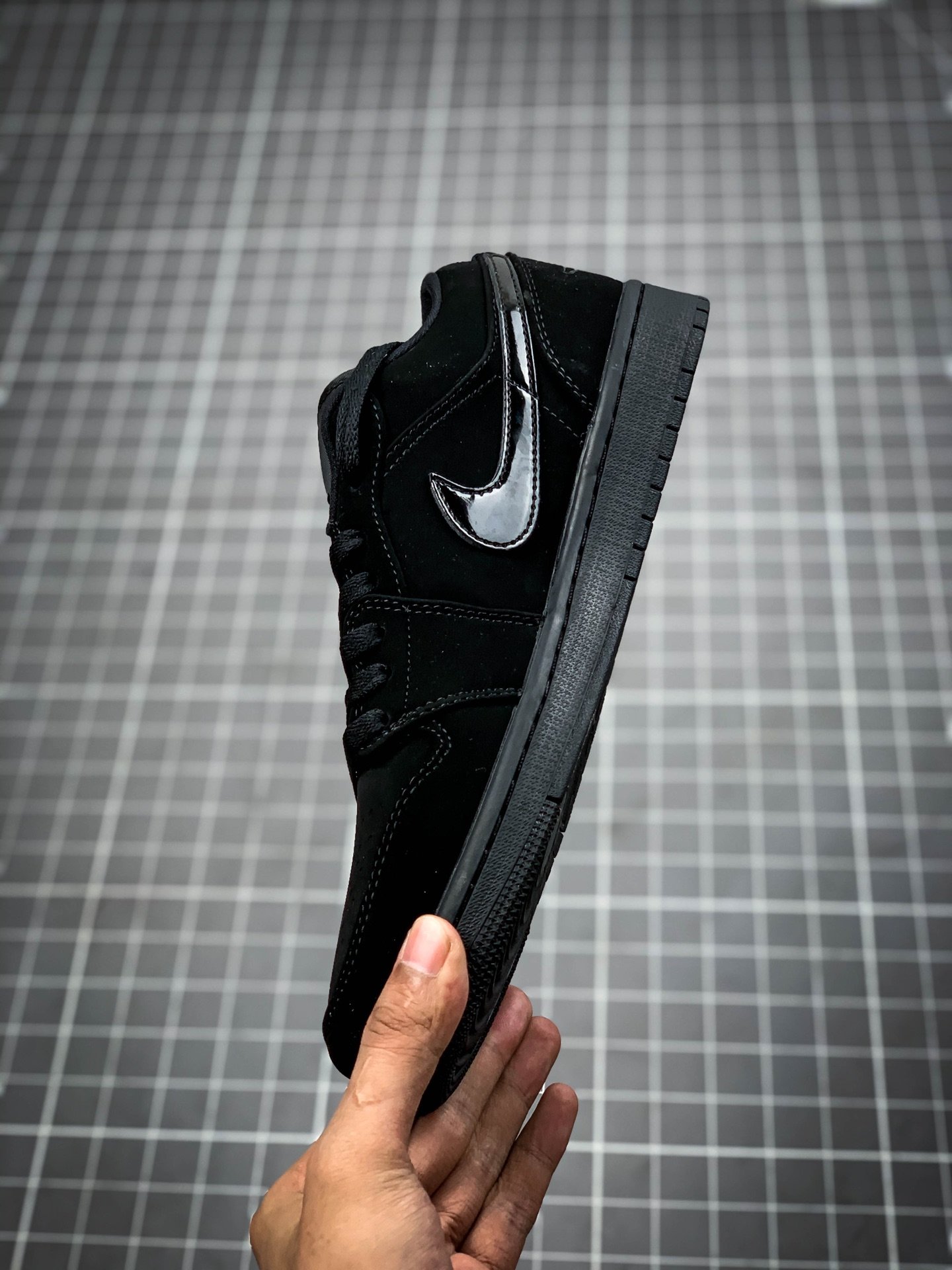 Air Jordan 1 Low Black/Black-Black 17