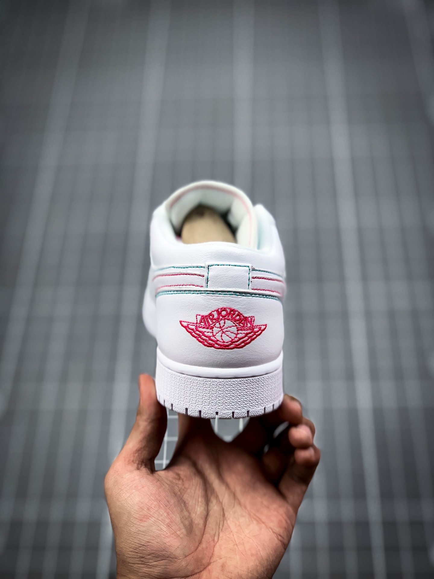 Air Jordan 1 Low White/White/Pink 5