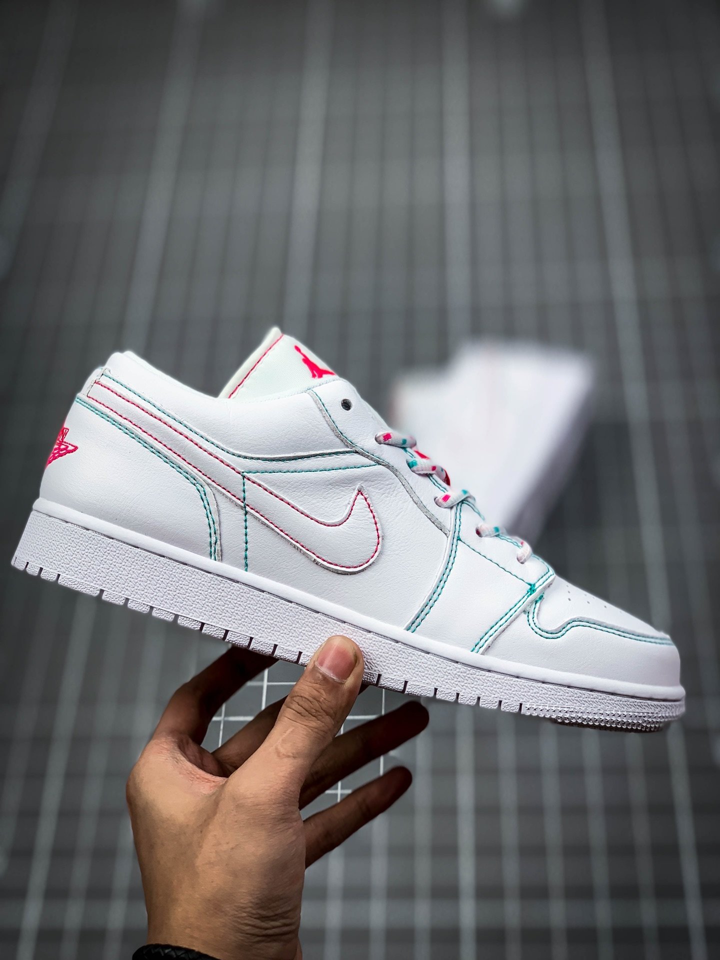 Air Jordan 1 Low White/White/Pink 11