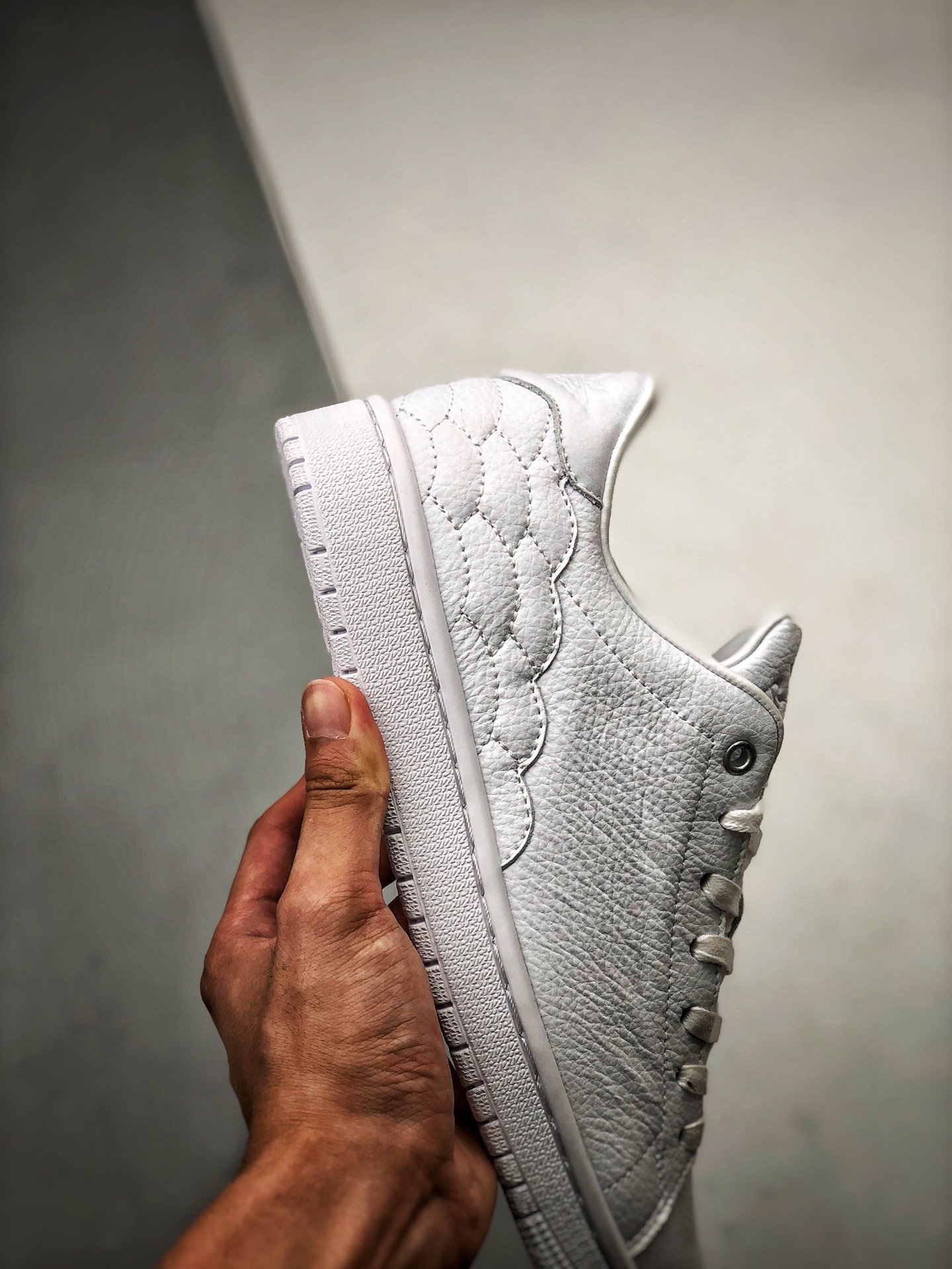 Air Jordan 1 Low Centre Court White/White/White 15