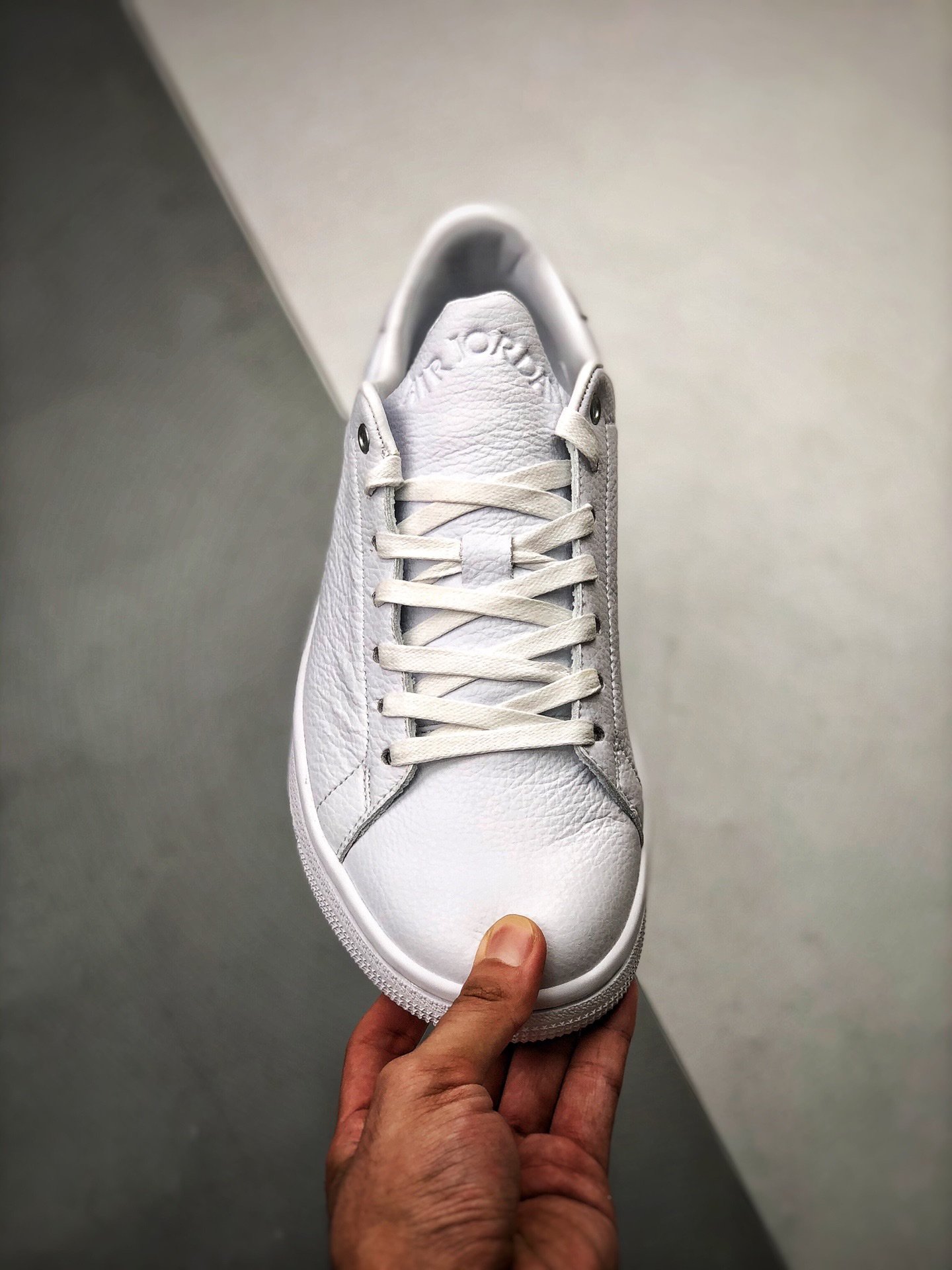 Air Jordan 1 Low Centre Court White/White/White 17