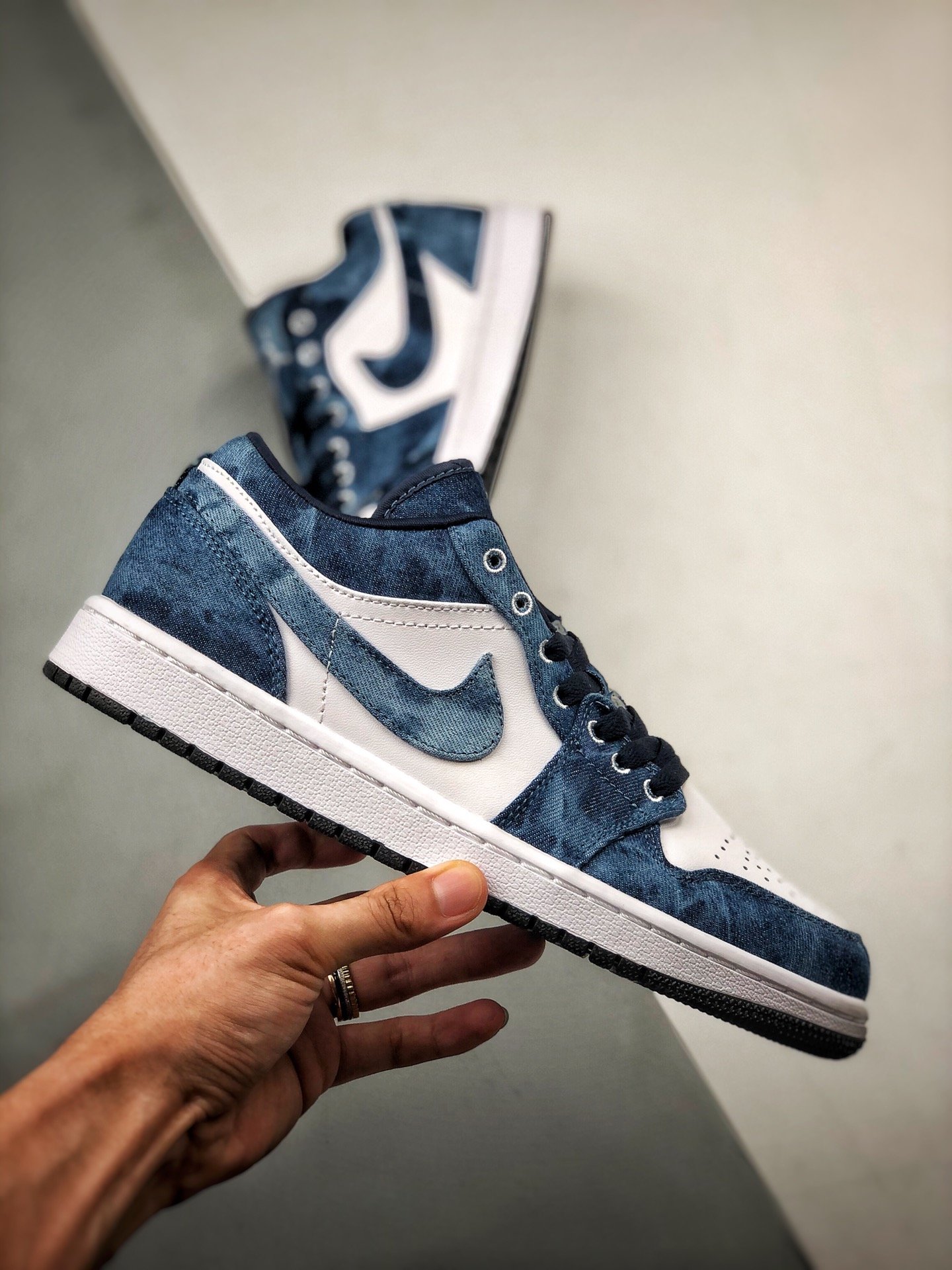 Air Jordan 1 Low Denim Blue/White 15