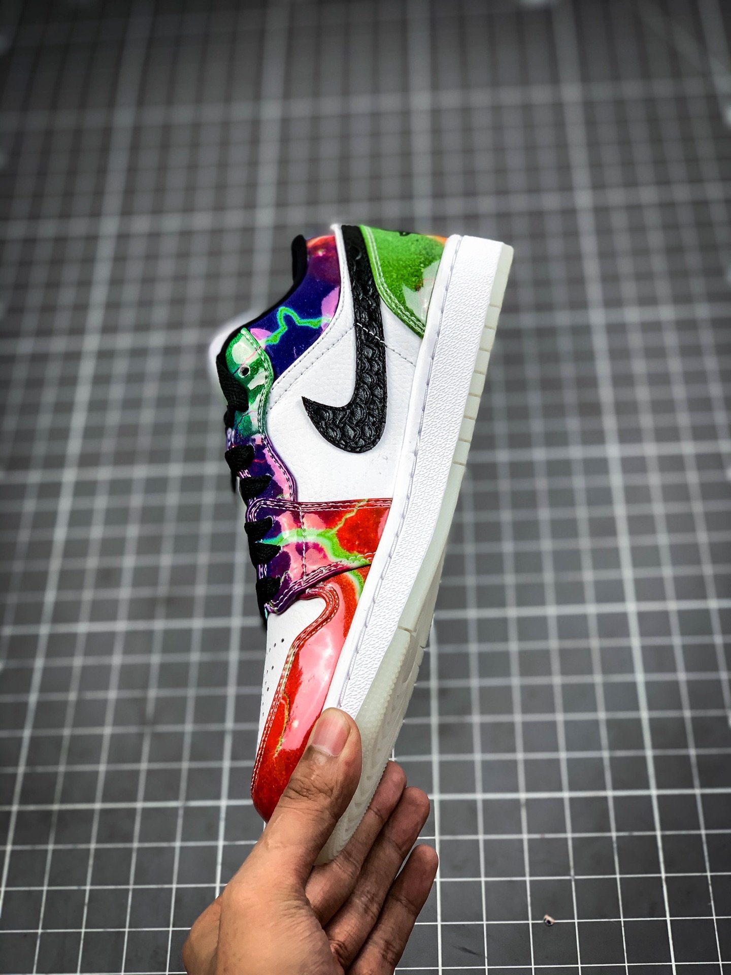 Air Jordan 1 Low White/Green/Multi-Color 13