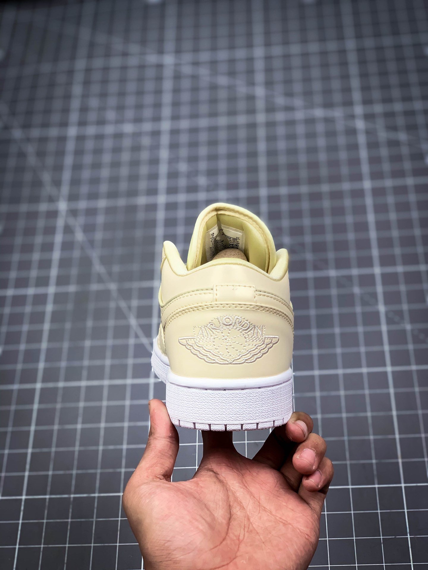 Air Jordan 1 Low Fossil Mushroom Light Yellow 3