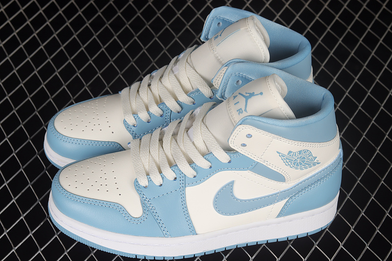 Air Jordan 1 Mid Light Blue/Light Blue/White 13