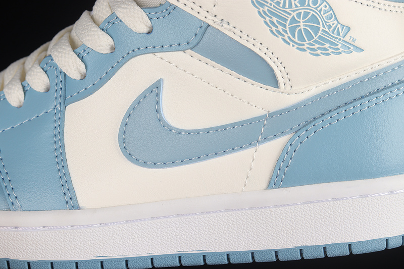 Air Jordan 1 Mid Light Blue/Light Blue/White 23