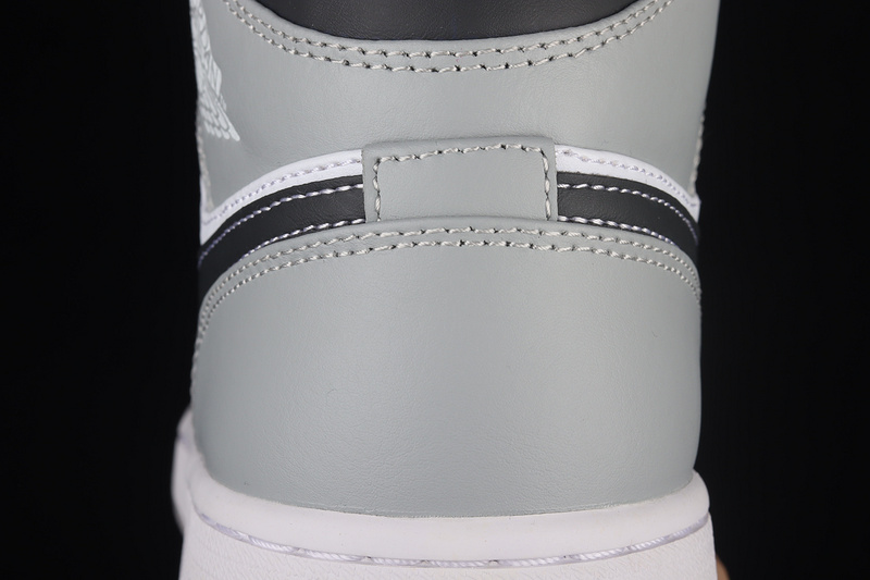 Air Jordan 1 Mid Light Smoke Grey/White/Anthracite 21