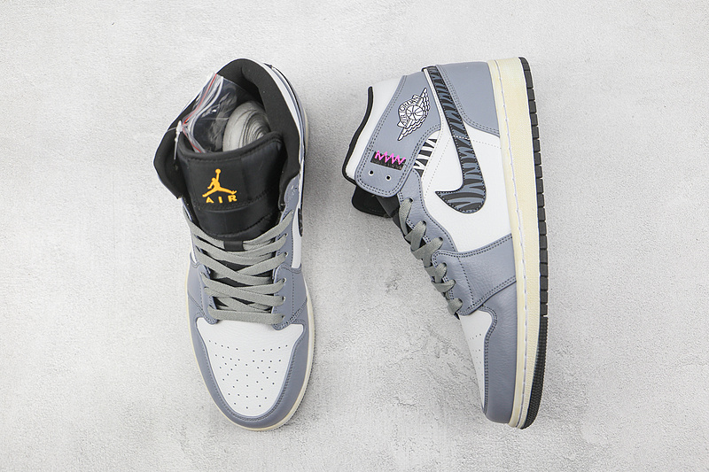 Air Jordan 1 Mid Cny White/Black/Light Grey 11