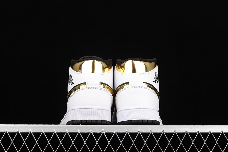 Air Jordan 1 Mid Se White/Black/Gold 7