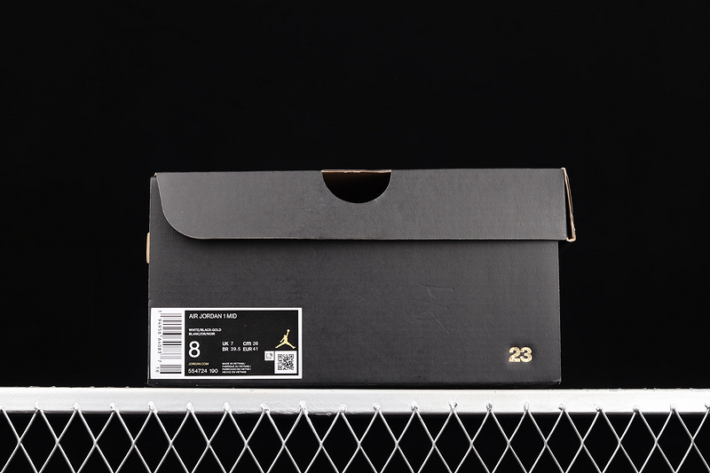 Air Jordan 1 Mid Se White/Black/Gold 29