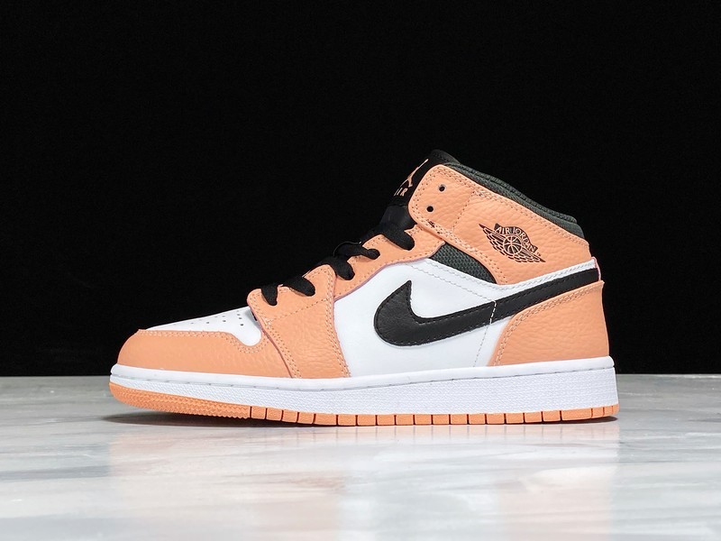 Air Jordan 1 Mid Pink Quartz/Dark Smoke Grey-White 21