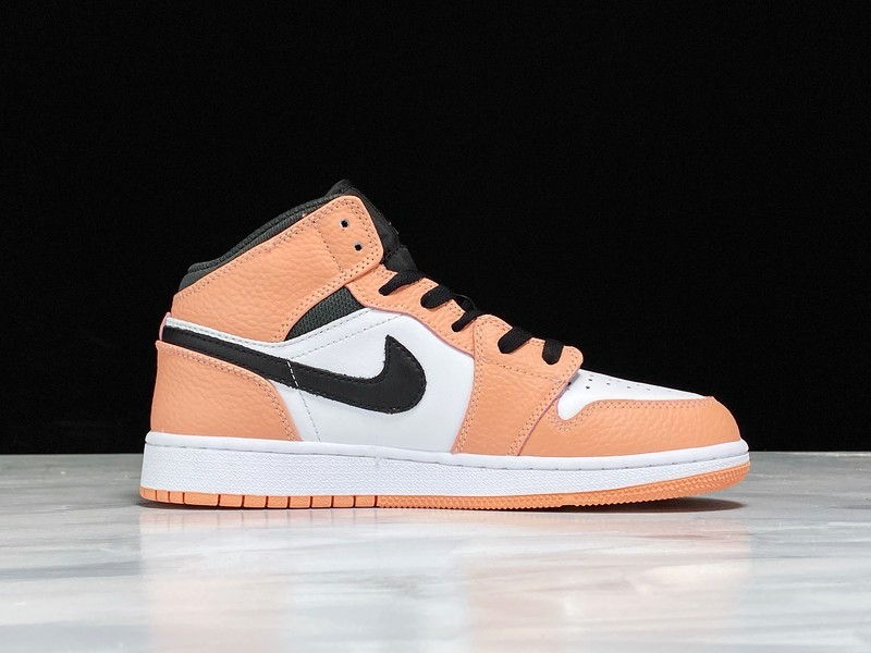 Air Jordan 1 Mid Pink Quartz/Dark Smoke Grey-White 23