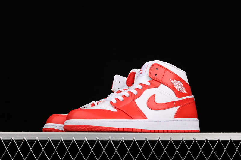 Air Jordan 1 Mid White/White/Orange 33