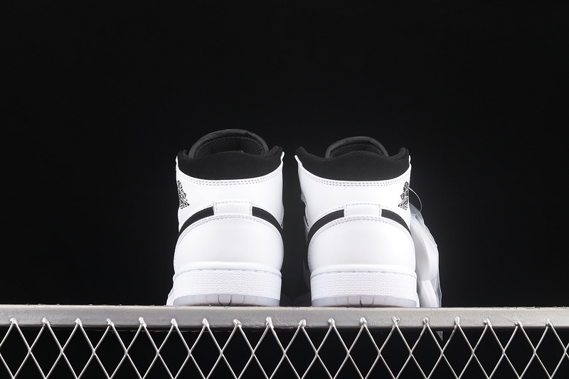 Air Jordan 1 Mid Diamond Shorts Black/White/White 3