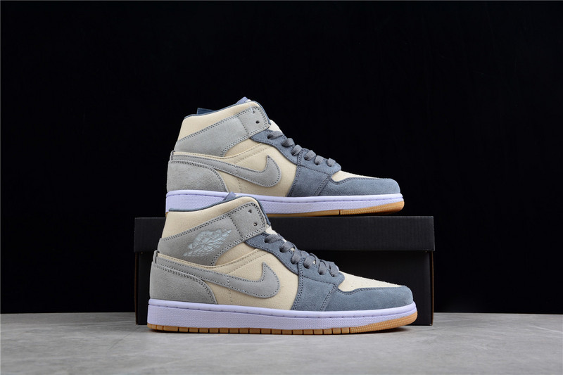 Air Jordan 1 Mid Gs Light Grey/Rice/White 23