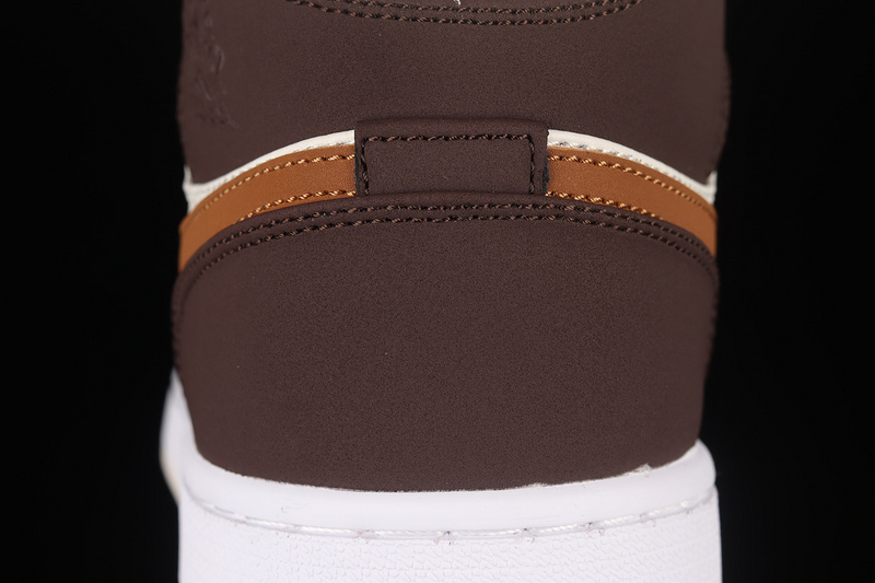 Air Jordan 1 Mid Cream Dark Chocolate/Cream White/Brown 31