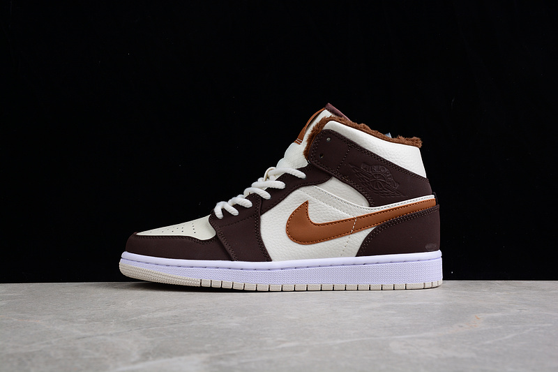 Air Jordan 1 Mid Cream White/Dark Chocolate/Brown 9