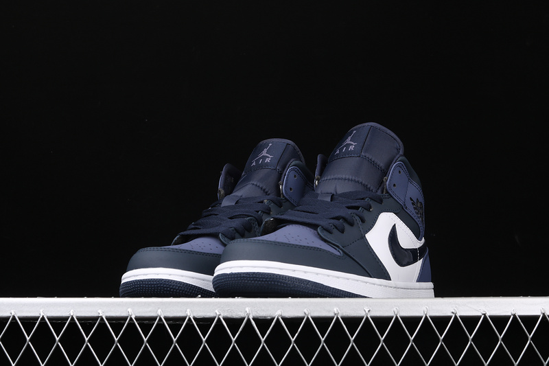 Air Jordan 1 Mid Obsidian/Sanded Purple-White 17