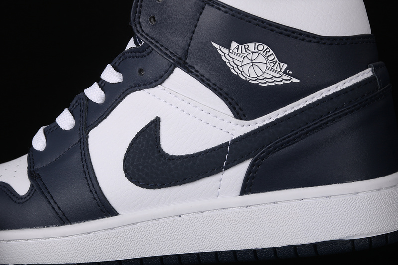 Air Jordan 1 Mid White/Metallic Gold-Obsidian 27