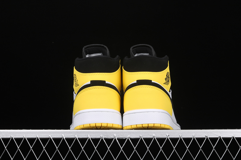 Air Jordan 1 Mid Se Yellow Toe Black/Varsity Maize-White 15