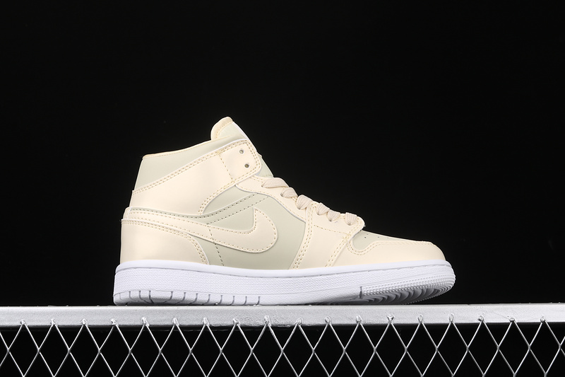 Air Jordan 1 Mid Lemon Yellow/White 23