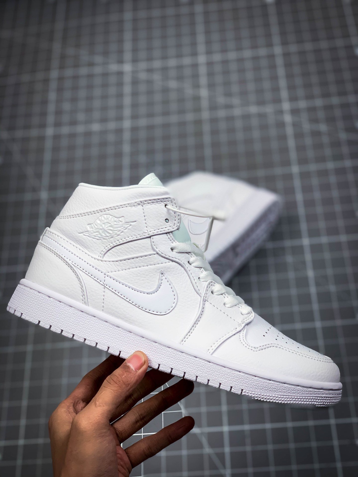 Air Jordan 1 Mid White/White/White 15